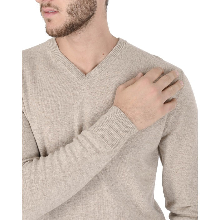 Crown of Edinburgh Cashmere Men's V Neck Sweater BEIGE