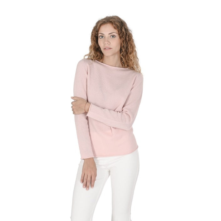 Crown of Edinburgh Cashmere Women's Boat Neck Sweater BABY PINK