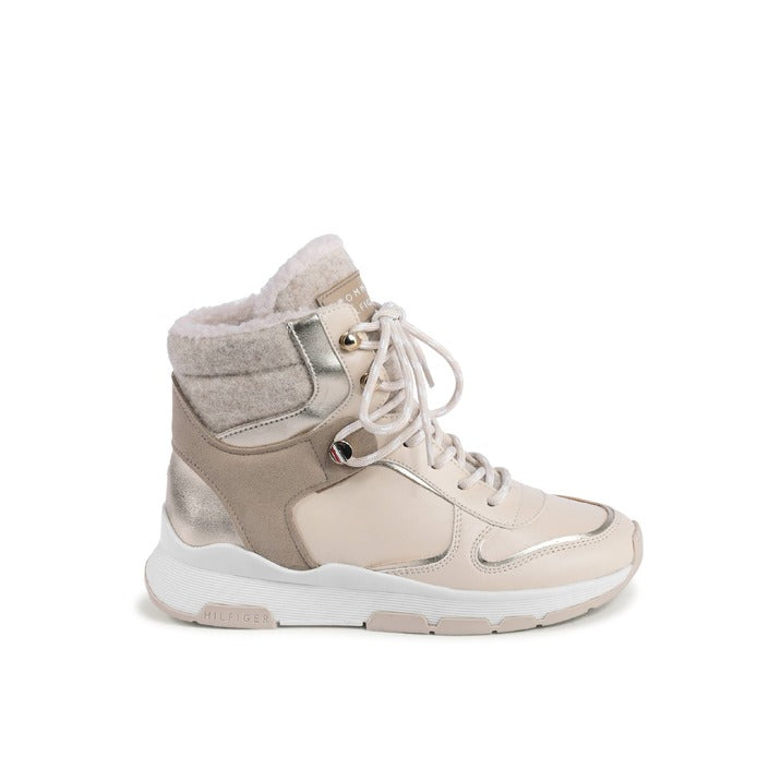 Tommy Hilfiger Women's Boot Beige