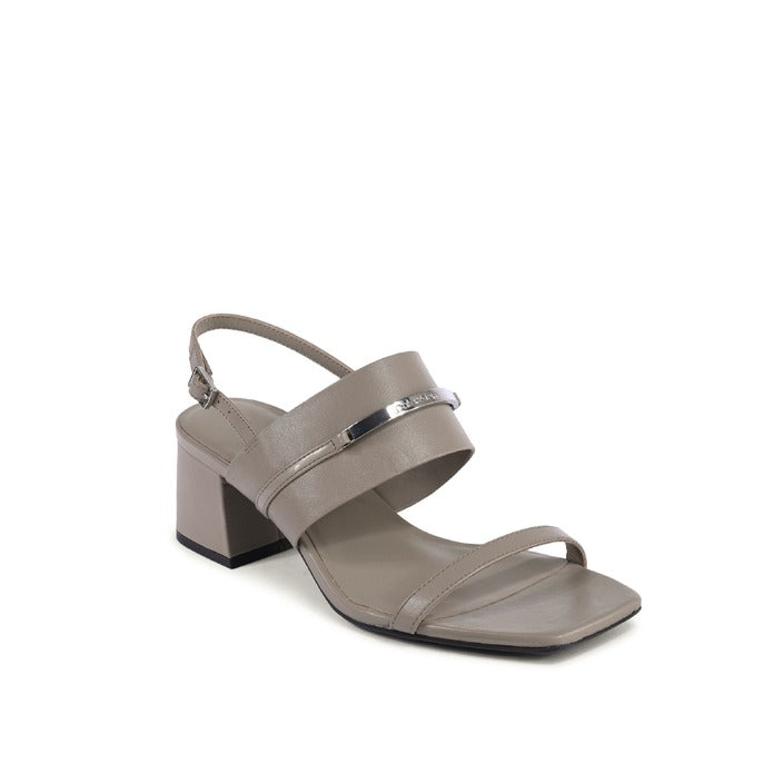 Calvin Klein Women's Sandal Khaki