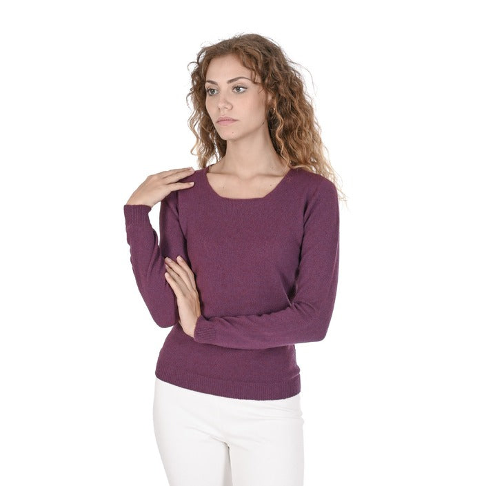 Crown of Edinburgh Cashmere Women's Square Neck Sweater BURGUNDY