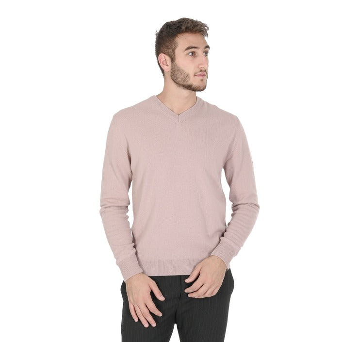 Crown of Edinburgh Cashmere Men's V Neck Sweater DUSTY PINK