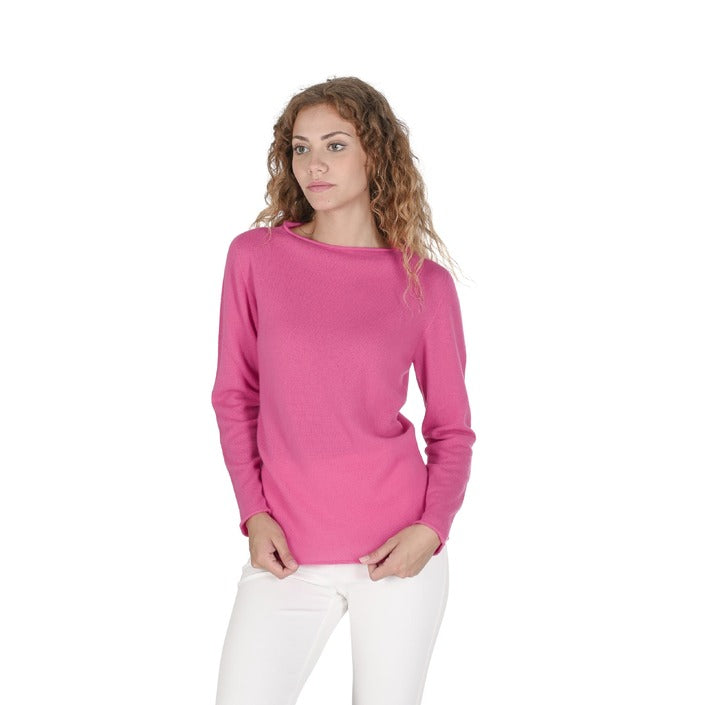 Crown of Edinburgh Cashmere Women's Boat Neck Sweater FUSCHIA