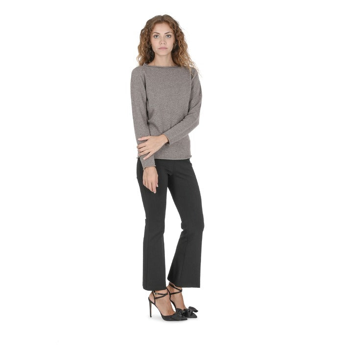 Crown of Edinburgh Cashmere Women's Boat Neck Sweater TAUPE