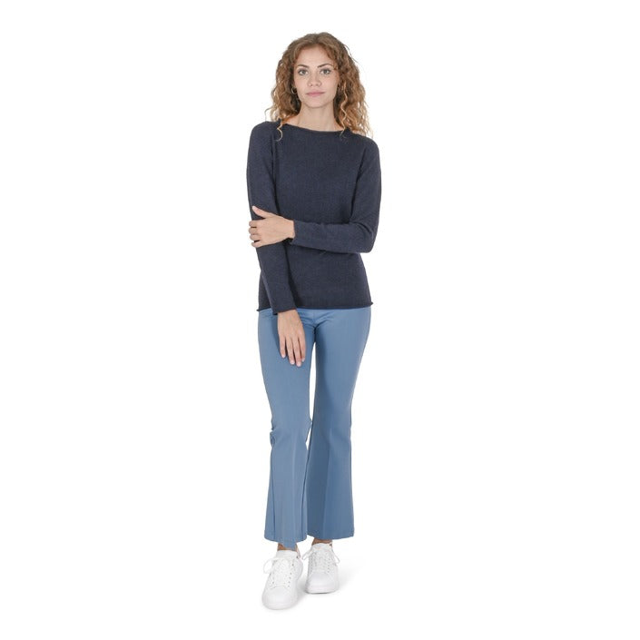 Crown of Edinburgh Cashmere Women's Boat Neck Sweater NAVY BLUE