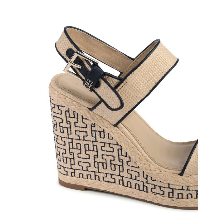 Tommy Hilfiger Women's Wedge Beige