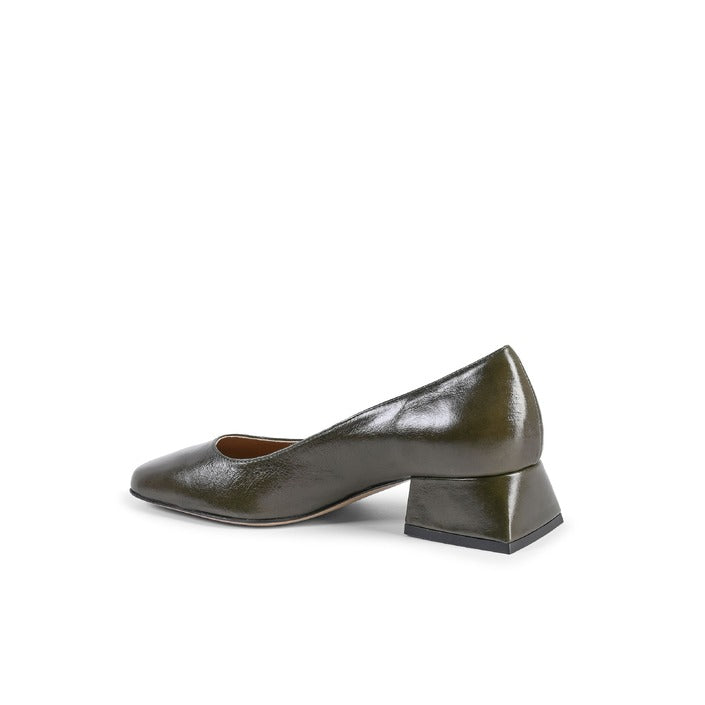 19V69 ITALIA by VERSACE Women's Heeled Ballerina SOFIA NAPLACK VERDE BOTTIGLIA