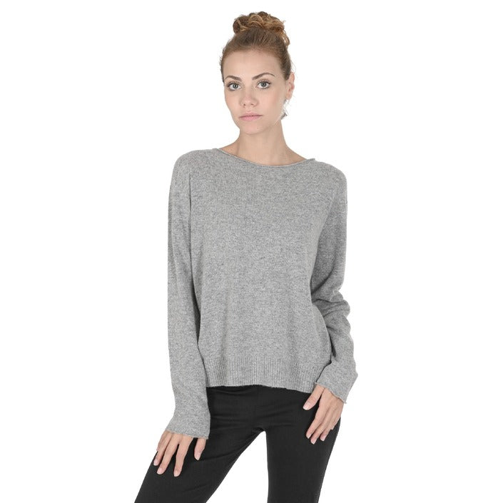 Crown of Edinburgh Cashmere Women's Oversize Boat Neck Sweater PEWTER GREY