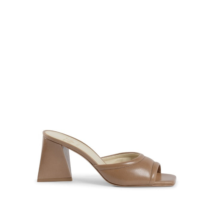 19V69 ITALIA by VERSACE Women's Sandal Brown SIMONA KID CARAMELLO
