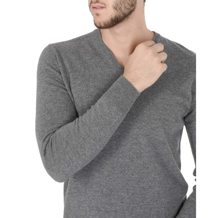 Crown of Edinburgh Cashmere Men's V Neck Sweater GREY