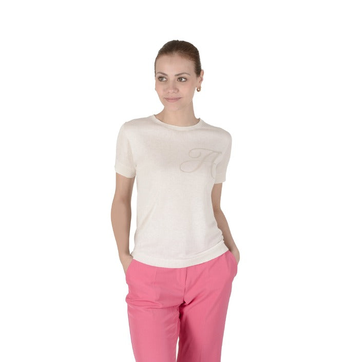 Crown of Edinburgh Cashmere Short Sleeve T-Shirt IVORY LETTER A