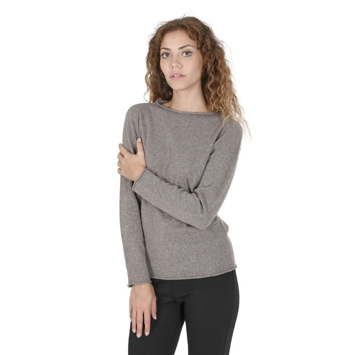 Crown of Edinburgh Cashmere Women's Boat Neck Sweater TAUPE