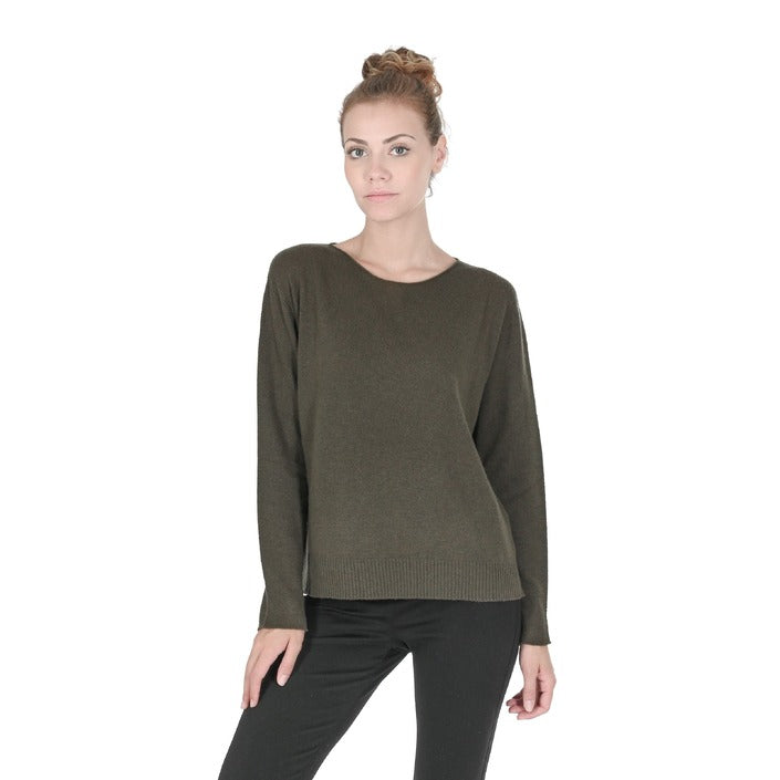 Crown of Edinburgh Cashmere Women's Oversize Boat Neck Sweater KHAKI