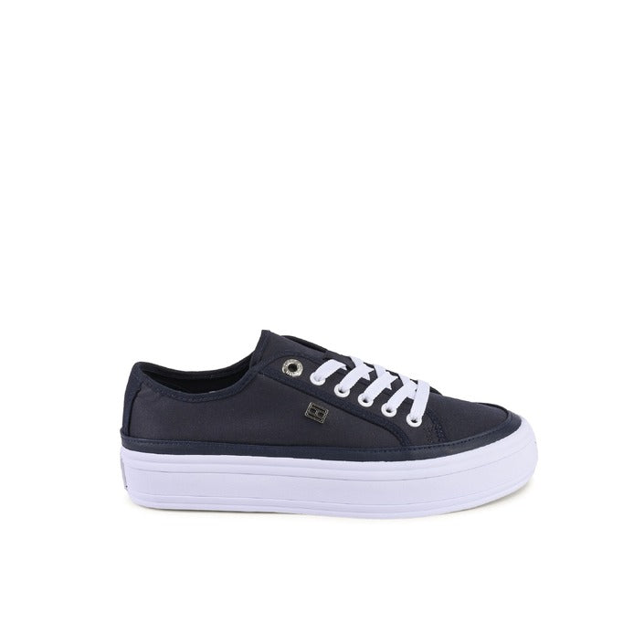 Tommy Hilfiger Women's Sneaker Blue