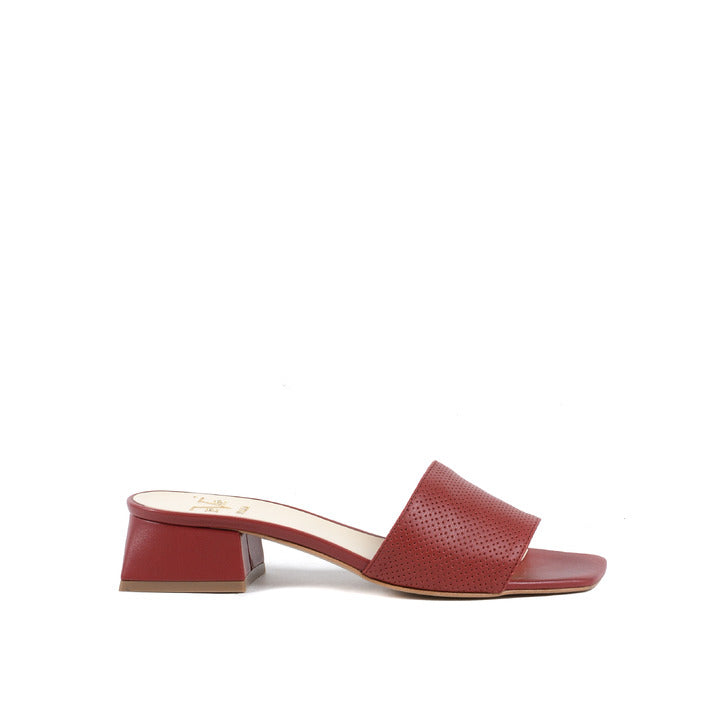 19V69 ITALIA by VERSACE Women's Sandal TRAF ROSSO FRAGOLA