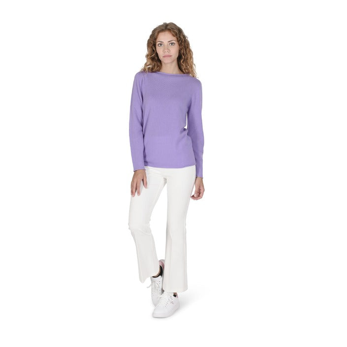 Crown of Edinburgh Cashmere Women's Boat Neck Sweater LAVENDER