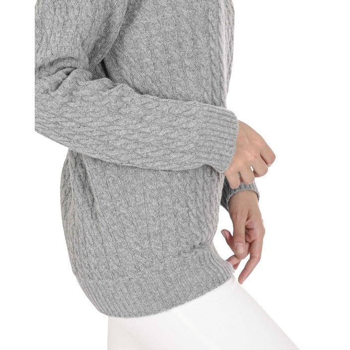 Crown of Edinburgh Cashmere Women's Round Neck Sweater GREY