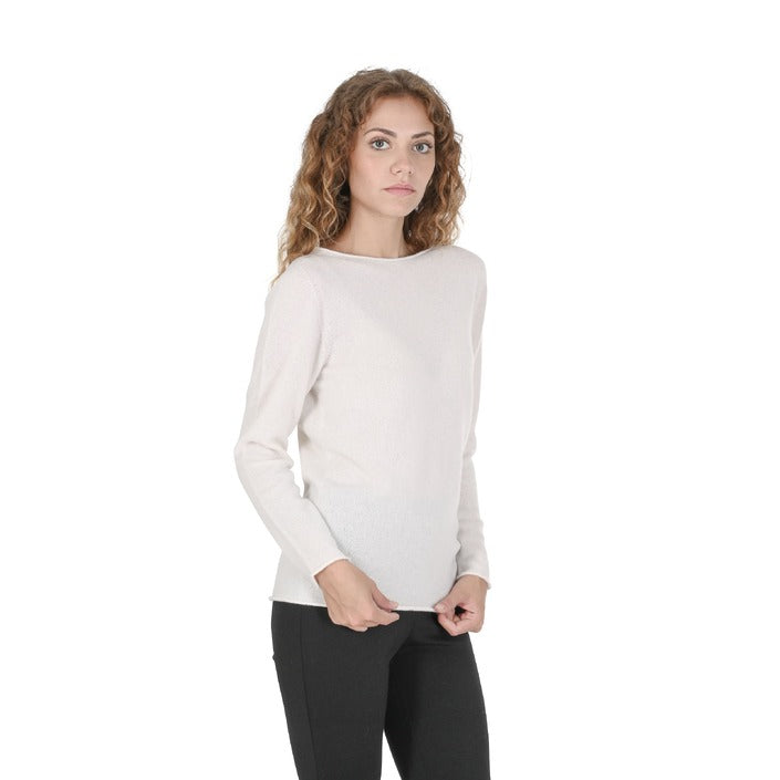 Crown of Edinburgh Cashmere Women's Boat Neck Sweater CREAM