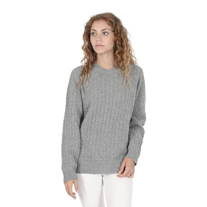 Crown of Edinburgh Cashmere Women's Round Neck Sweater GREY