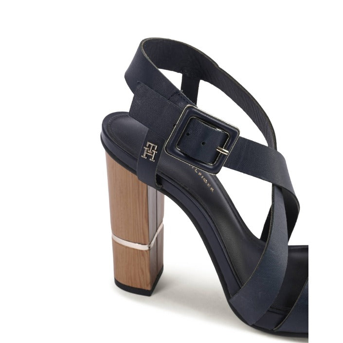 Tommy Hilfiger Women's Sandal Blue