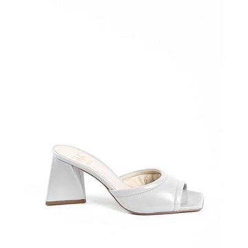 19V69 ITALIA by VERSACE Women's Sandal Light Grey SIMONA KID PERLA