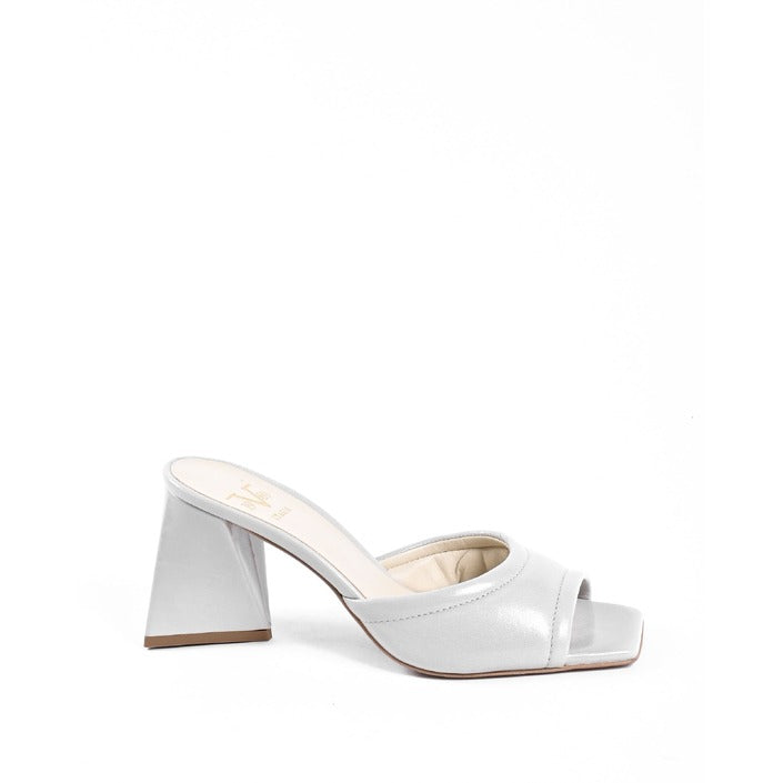 19V69 ITALIA by VERSACE Women's Sandal Light Grey SIMONA KID PERLA