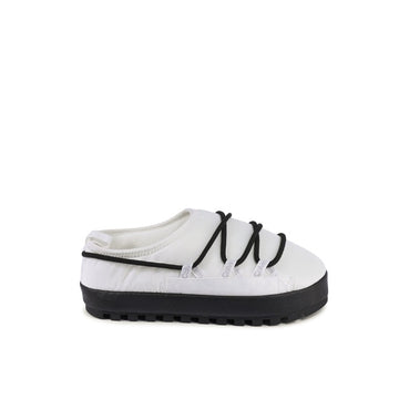Calvin Klein Women's Slipper White