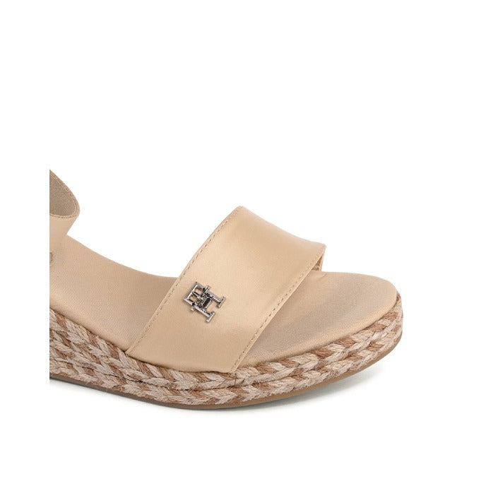 Tommy Hilfiger Women's Wedge Beige