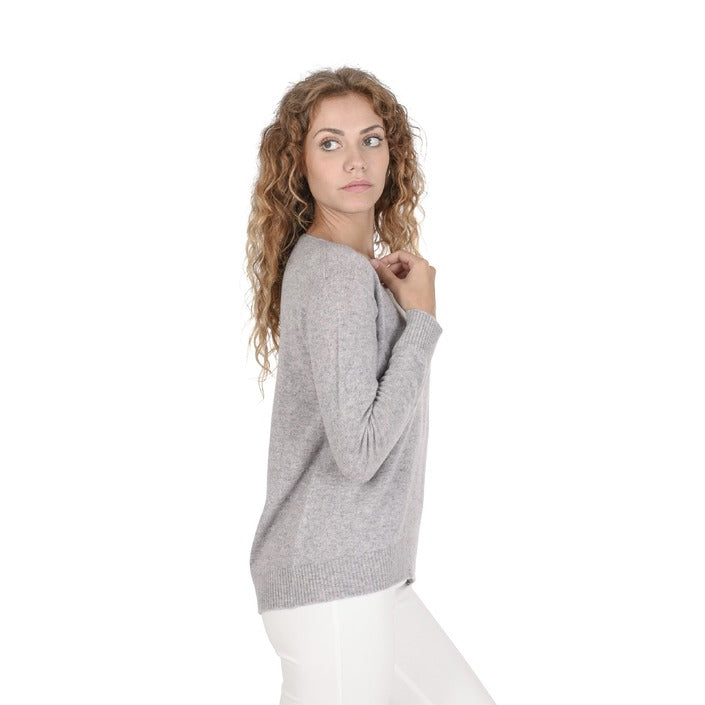 Crown of Edinburgh Cashmere Women's Square Neck Sweater OYSTER