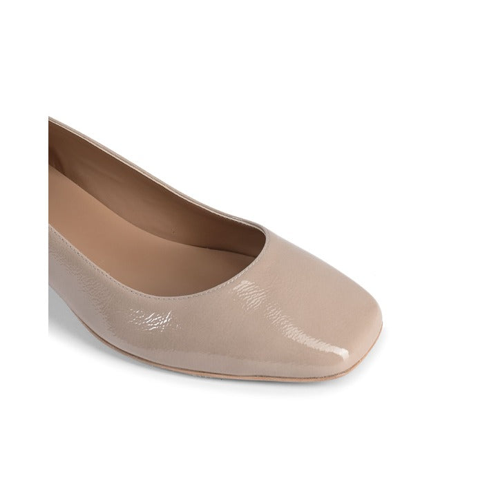 19V69 ITALIA by VERSACE Women's Heeled Ballerina SOFIA NAPLACK CAPPUCCINO