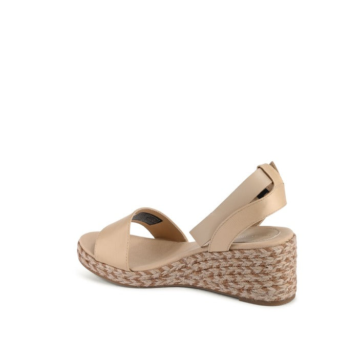 Tommy Hilfiger Women's Wedge Beige