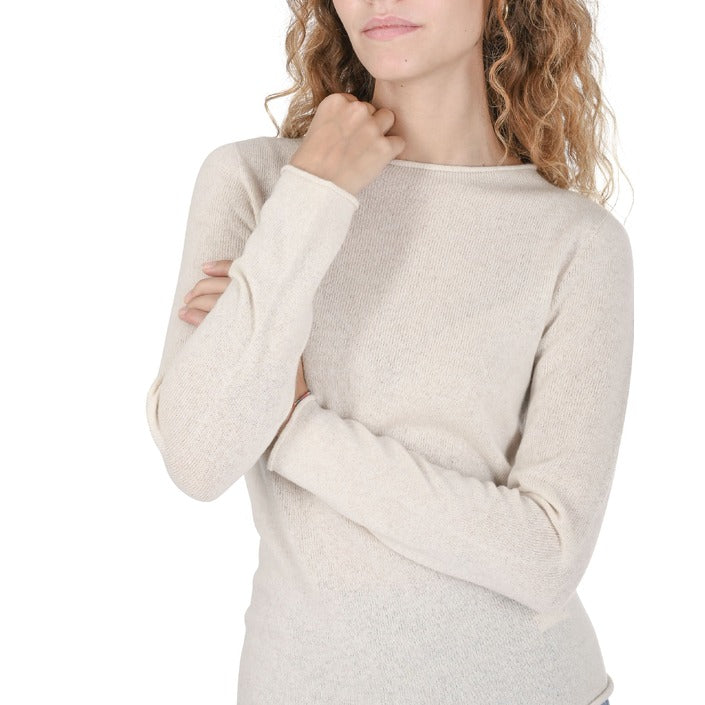 Crown of Edinburgh Cashmere Women's Boat Neck Sweater SAND