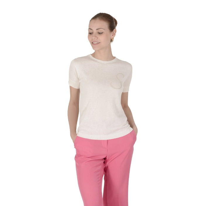 Crown of Edinburgh Cashmere Short Sleeve T-Shirt IVORY LETTER S
