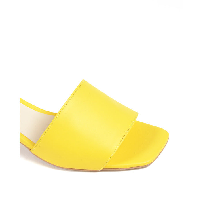 19V69 ITALIA by VERSACE Women's Sandal Yellow VITELLO GIALLO