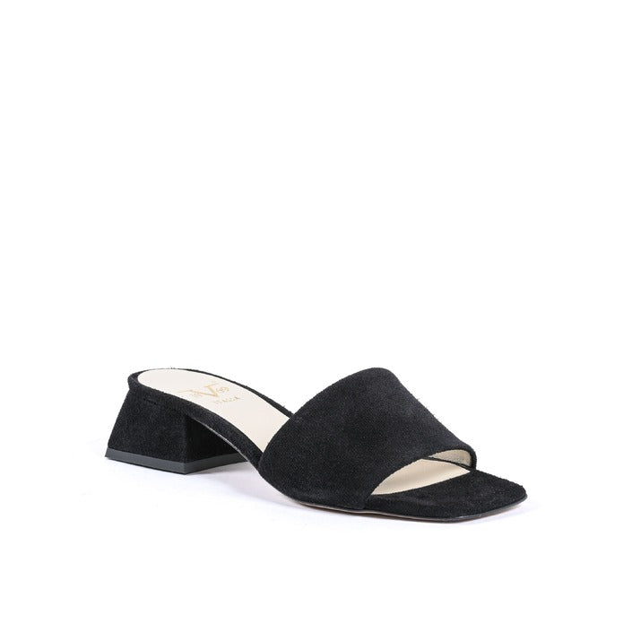 19V69 ITALIA by VERSACE Women's Sandal Black NEPER SPRINT NERO