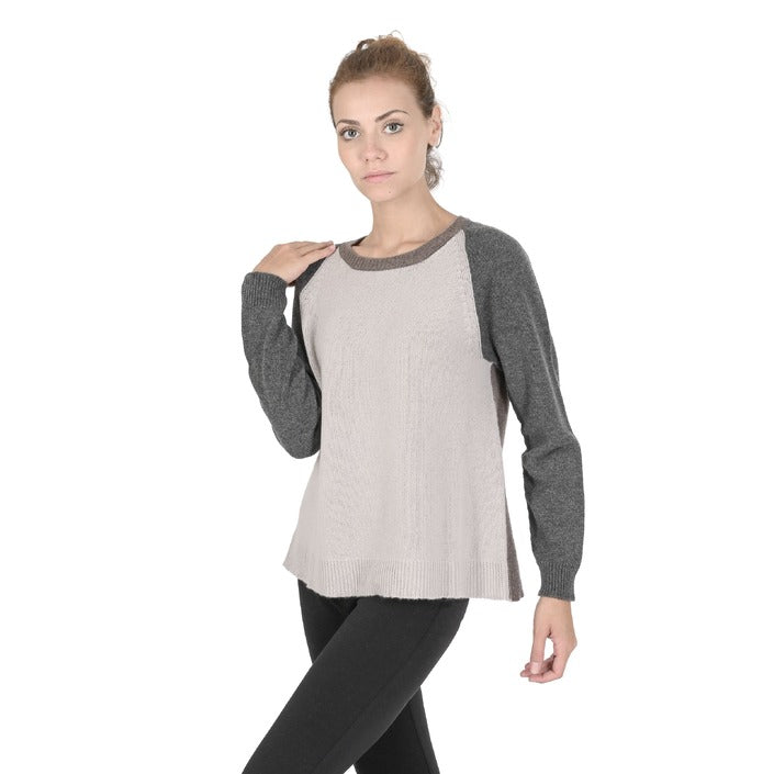 Crown of Edinburgh Cashmere Women's Round Neck Sweater GREY/BEIGE