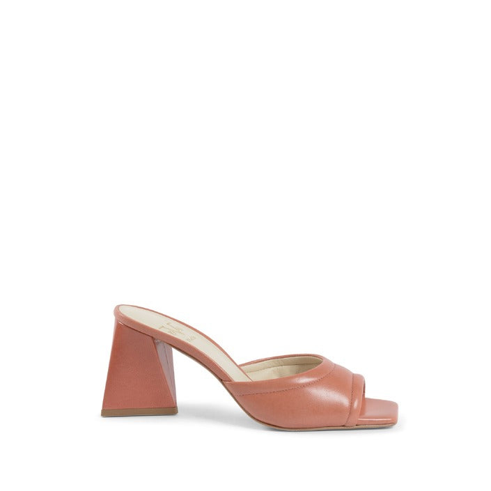 19V69 ITALIA by VERSACE Women's Sandal Orange SIMONA KID MATTONE