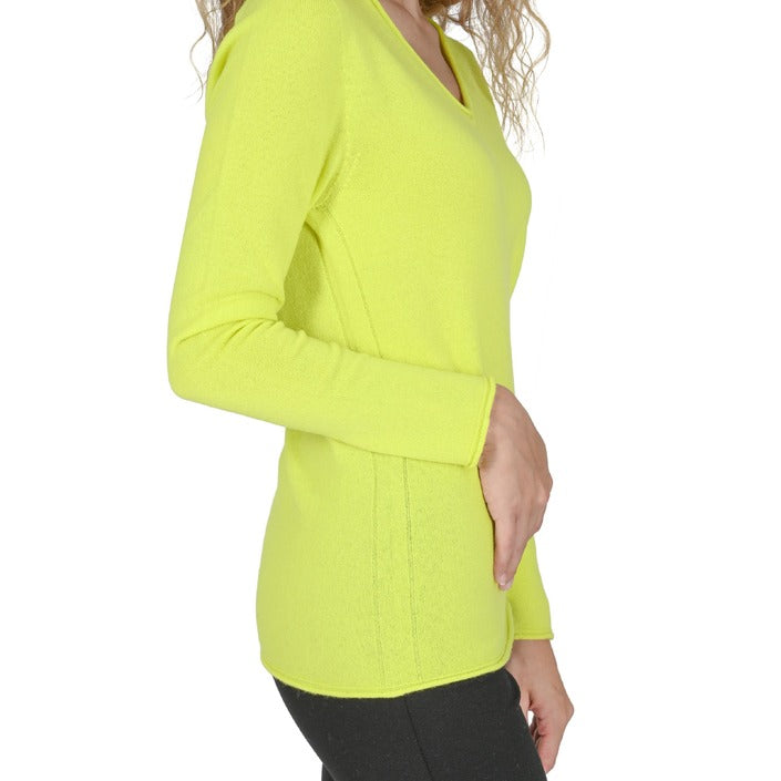 Crown of Edinburgh Cashmere Women's V Neck Sweater YELLOW